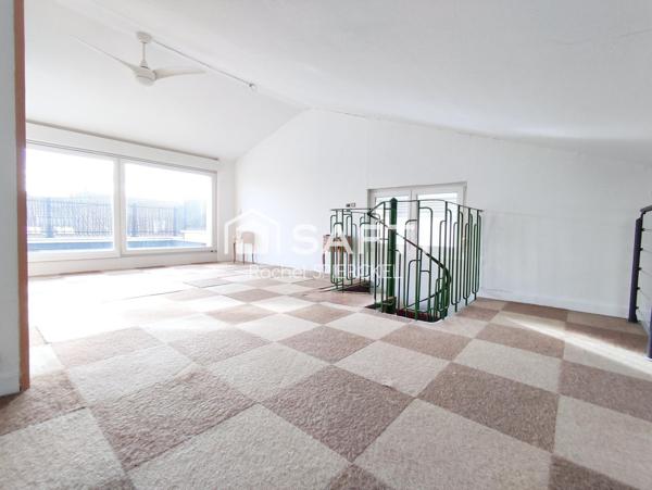 Charmante maison avec 4 chambres, 1 bureau, garage, jardin et véranda