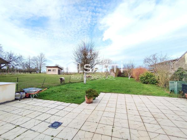 Charmante maison avec 4 chambres, 1 bureau, garage, jardin et véranda