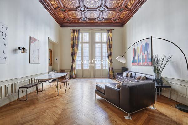 À vendre - Appartement duplex - Paris 75008 - Triangle d'or