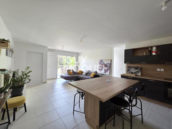 A vendre T4 de 86 m² - grande terrasse et garage
