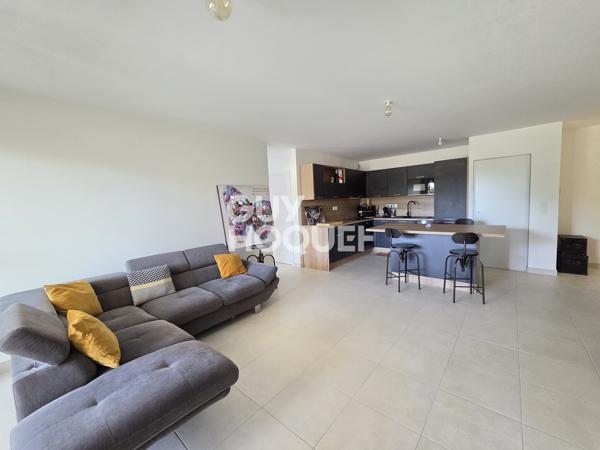 A vendre T4 de 86 m² - grande terrasse et garage