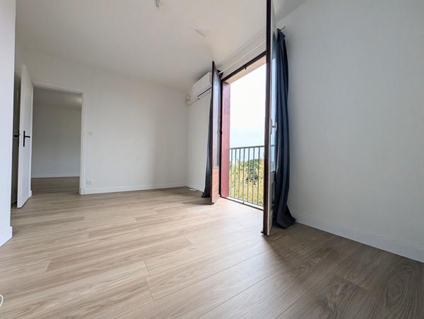 COLOMIERS Quartier Val D'Aran T4 avec deux loggias.