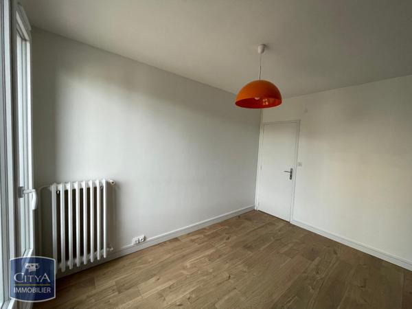 Appartement à louer 4 pièces 61.87m²