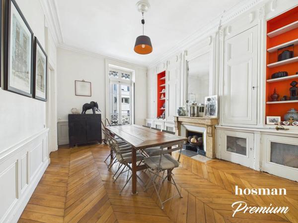 Exclusivité Cours LAFAYETTE LYON Proche presqu'ile— Élégance et volumes d'exception au cœur de Lyon : 174 m² bourgeois, garage triple et combles de 80 m²
