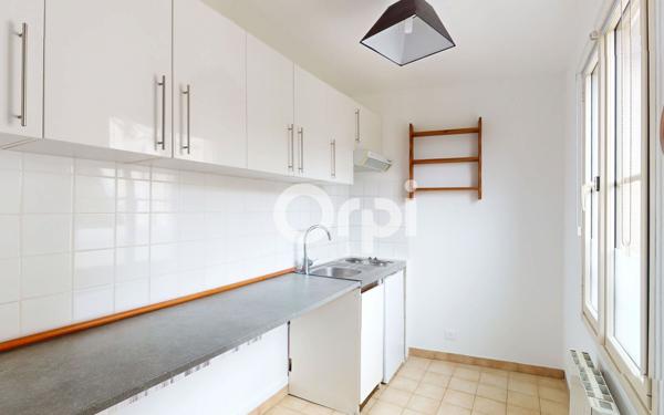 Appartement à vendre    1 pièce • 28 m2 Moret-sur-Loing