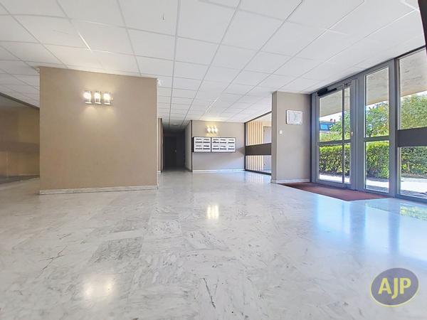 Appartement à vendre Bordeaux - 1 pièces, 28m² avec 0 chambre(s) à 134 900€ - AJP Immobilier Bordeaux Saint-Augustin