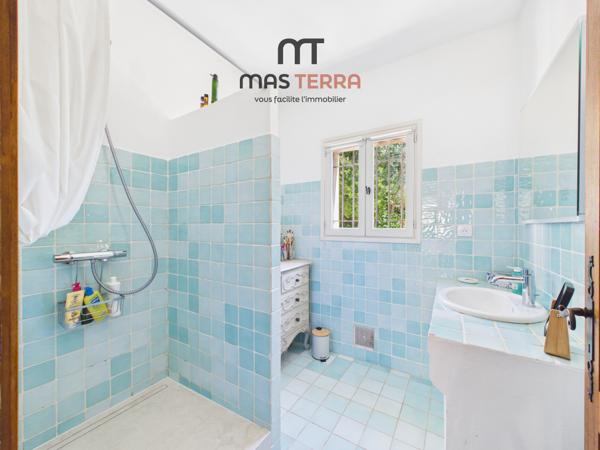 Maison
         5 pièces
        - 170 m² Bien prestige 750 000 € *