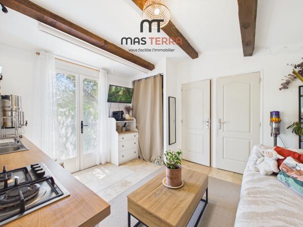 Maison
         5 pièces
        - 170 m² Bien prestige 750 000 € *