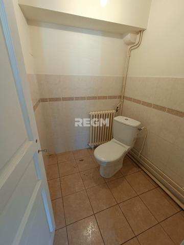 Périgueux (24000) Hypercentre Périgueux – T3 de charme avec terrasse plein sud, rare à la location !