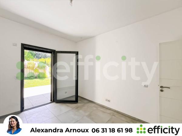 Appartement
         3 pièces
        - 72 m² Bien prestige 548 000 € *