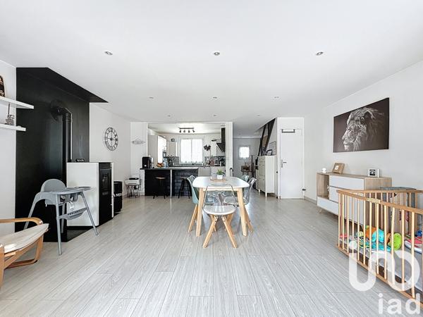 Maison à vendre 5 pièces 109 m² Savigny-le-Temple