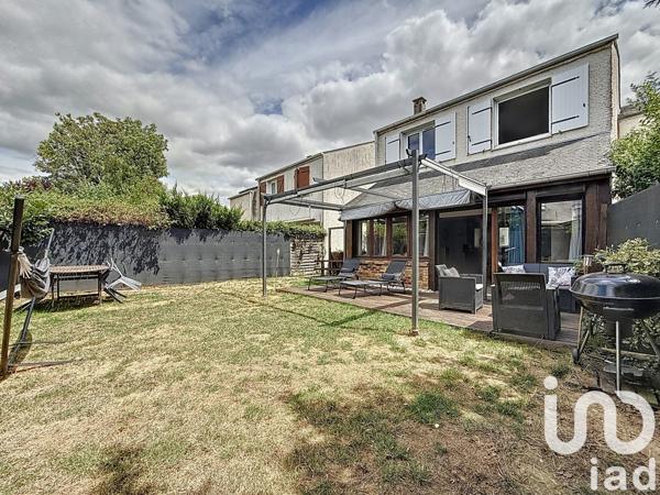 Maison à vendre 5 pièces 109 m² Savigny-le-Temple