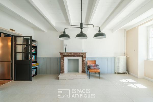 Charentaise de charme en coeur de village