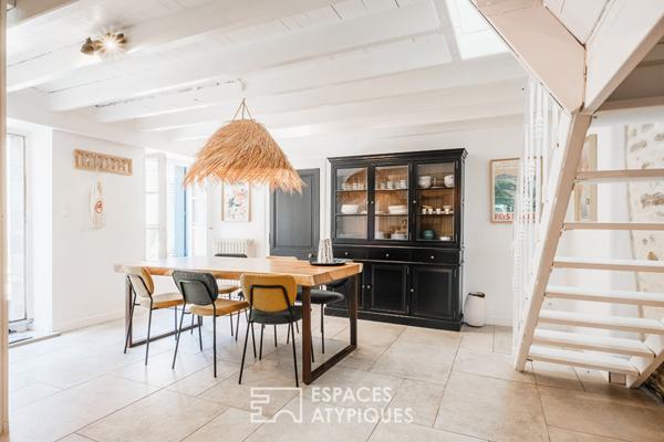 Charentaise de charme en coeur de village