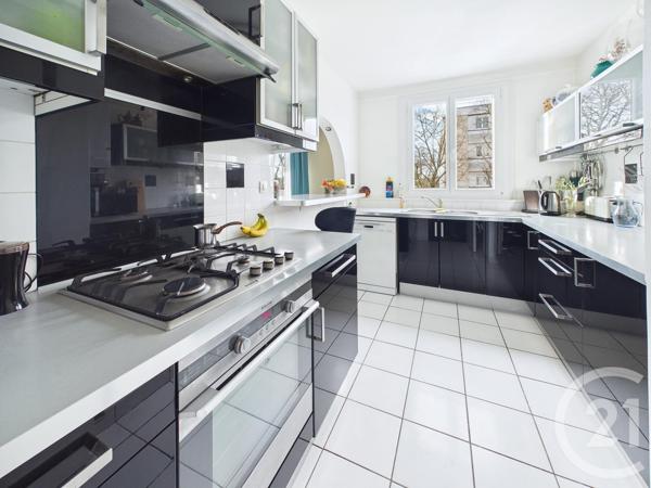 Appartement F3 à vendre  3 pièces - 61,60 m2 STE GENEVIEVE DES BOIS - 91