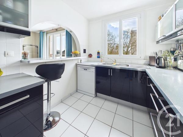 Appartement F3 à vendre  3 pièces - 61,60 m2 STE GENEVIEVE DES BOIS - 91