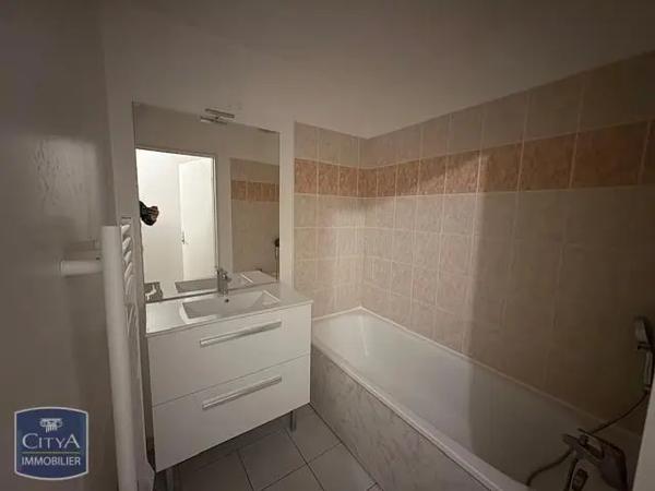 Appartement à louer 2 pièces 52.95m²