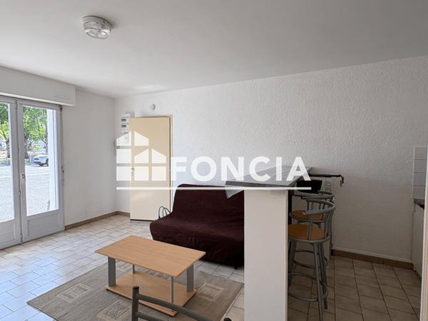 Location Studio meublé 26 m² - 18 AVENUE PASTEUR Niort 79000