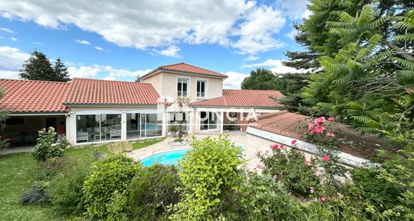 À vendre Maison 6 pièces 238 m² - Saint-chamond 42400
