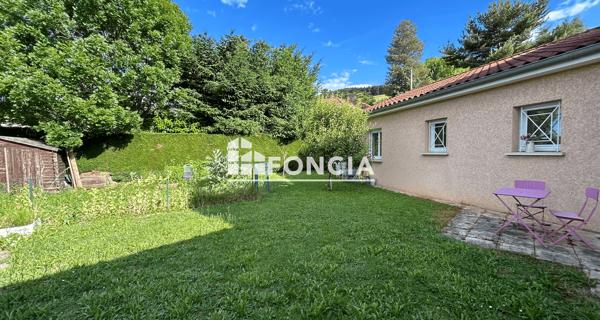 À vendre Maison 6 pièces 238 m² - Saint-chamond 42400