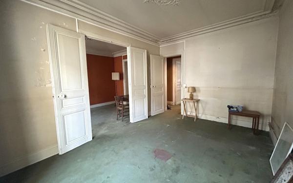 Appartement à vendre    3 pièces • 53,81 m2 Paris 13