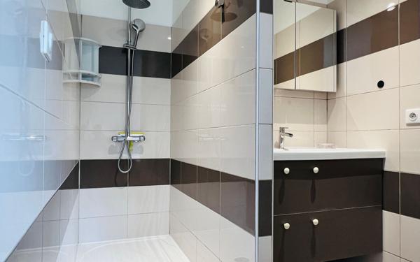 Maison à vendre    5 pièces •  Saint-Martin-de-Ré