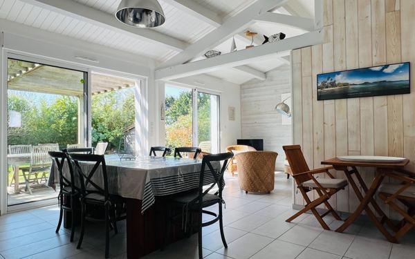 Maison à vendre    5 pièces •  Saint-Martin-de-Ré