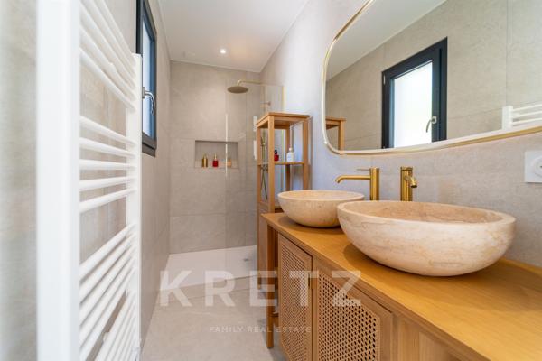 Villa contemporaine en bord de mer