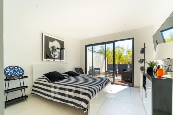 Villa contemporaine en bord de mer