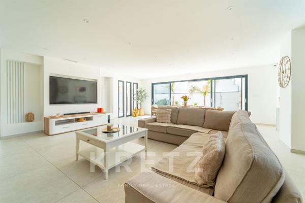 Villa contemporaine en bord de mer