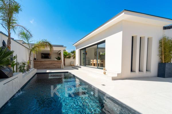 Villa contemporaine en bord de mer