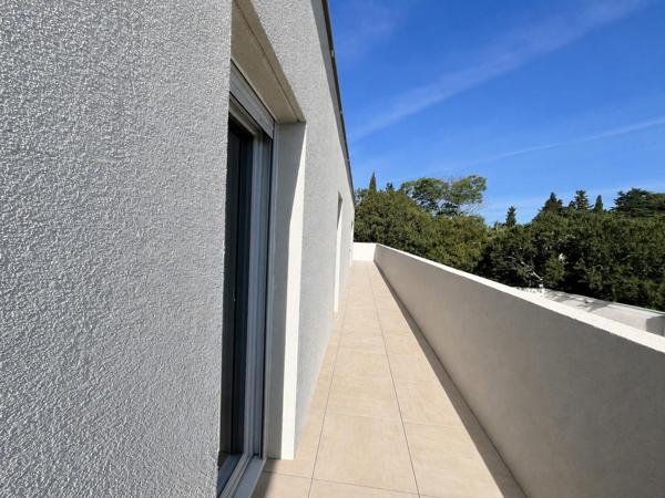 T3 neuf, dernier étage avec terrasse d’angle et vue dégagée
