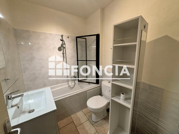 Location Studio meublé 33.32 m² - Draguignan 83300