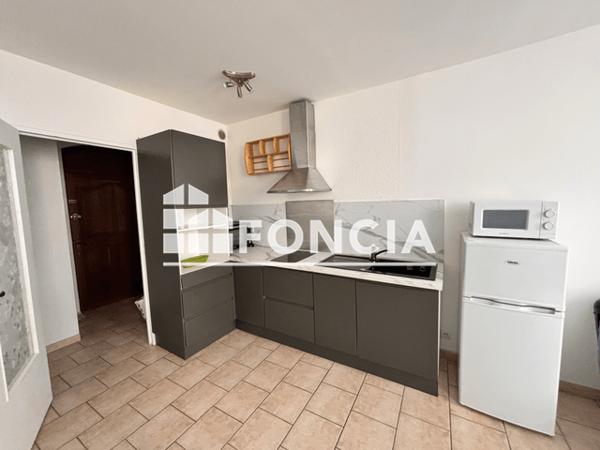 Location Studio meublé 33.32 m² - Draguignan 83300