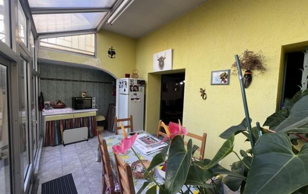 Vente Maison de ville AVEC GRANDE COUR ET GARAGE Saint-gilles   