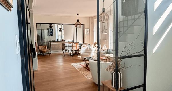 À vendre Maison 7 pièces 190 m² - Sainte-foy-lès-lyon 69110