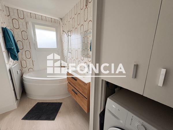 Location Appartement 3 pièces 49.39 m² - batiment A5 - résidence la château Etampes Sur Marne 02400