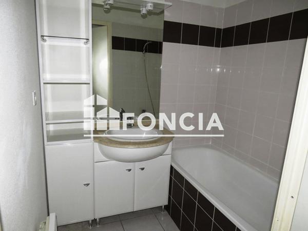 Location Appartement 2 pièces 42.2 m² - 1-3-5 RUE MARCEL BROT Nancy 54000