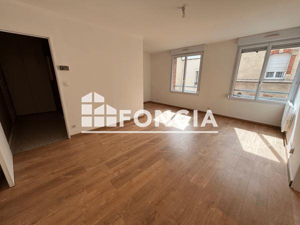 Location Appartement 2 pièces 44.38 m² - 69 rue Favart d'Herbigny Reims 51100