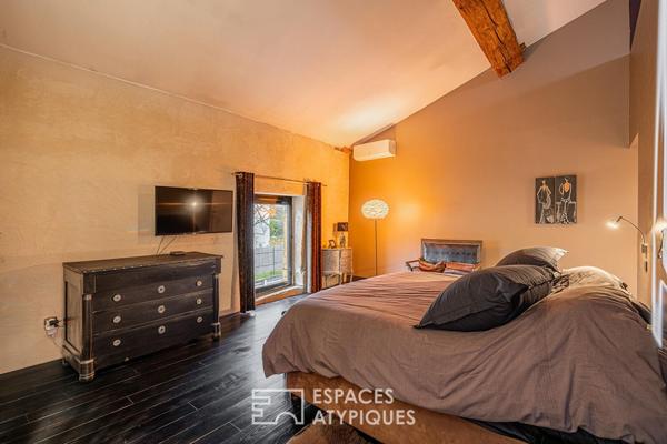 Ancienne grange avec terrasse aux volumes exceptionnels