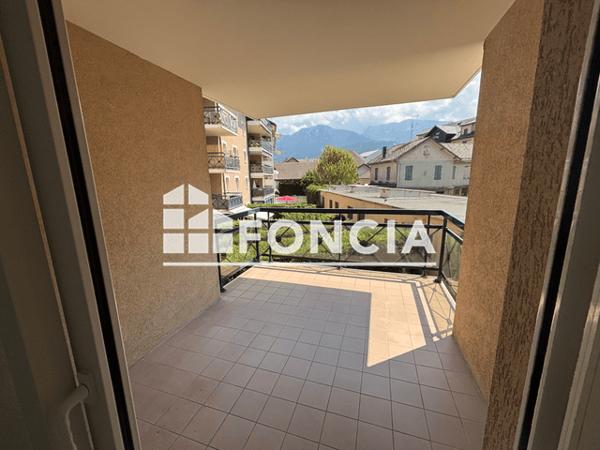 Location Appartement 2 pièces 54.81 m² - 407 AVENUE JEAN JAURES La Roche Sur Foron 74800