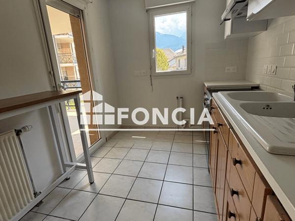 Location Appartement 2 pièces 54.81 m² - 407 AVENUE JEAN JAURES La Roche Sur Foron 74800