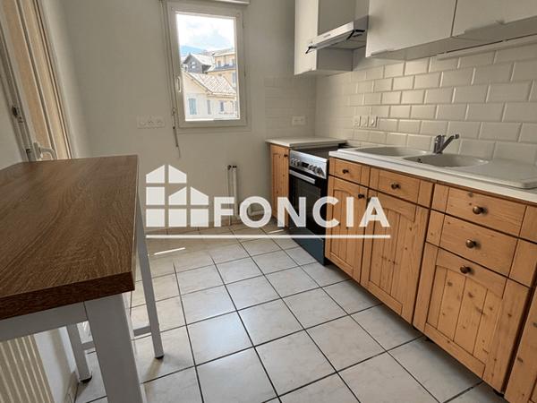 Location Appartement 2 pièces 54.81 m² - 407 AVENUE JEAN JAURES La Roche Sur Foron 74800