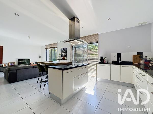 Maison à vendre 6 pièces 134 m² Séné
