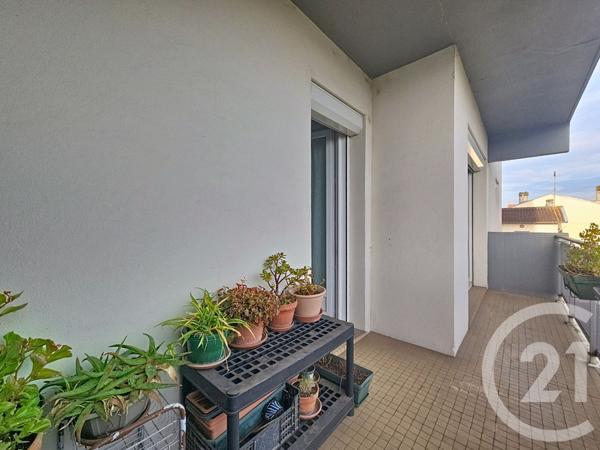 Appartement T4 à vendre  4 pièces - 80,02 m2 MONTAUBAN - 82