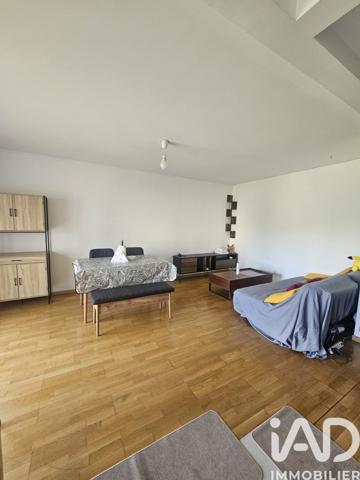 Location appartement 3 pièces 63 m² Vitry-sur-Seine