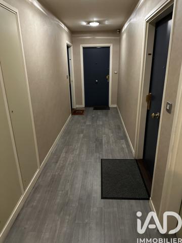 Location appartement 3 pièces 63 m² Vitry-sur-Seine