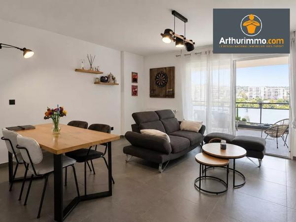 Vente                                                      Appartement
                        
                     3 pièces                      72 m2                     à Ajaccio