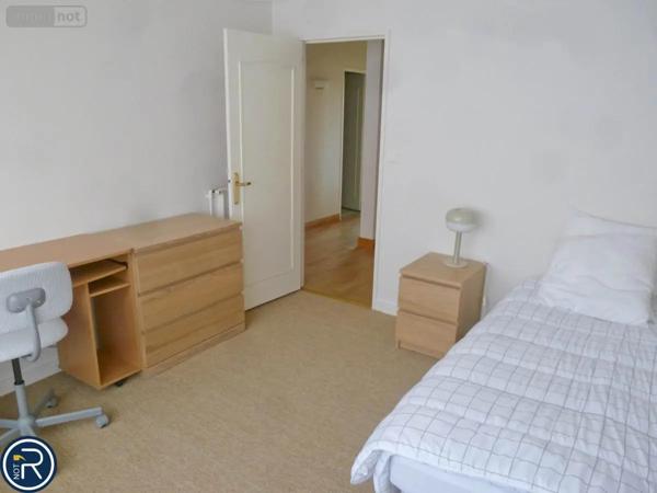 Location - Appartement Laval 53000 5 pièces 97 m 2 2500 m 2
