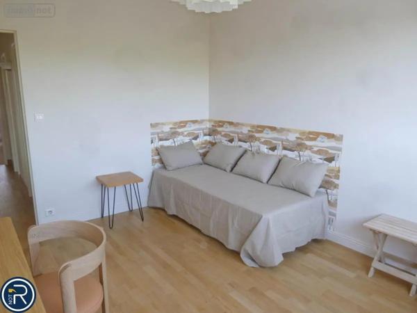 Location - Appartement Laval 53000 5 pièces 97 m 2 2500 m 2
